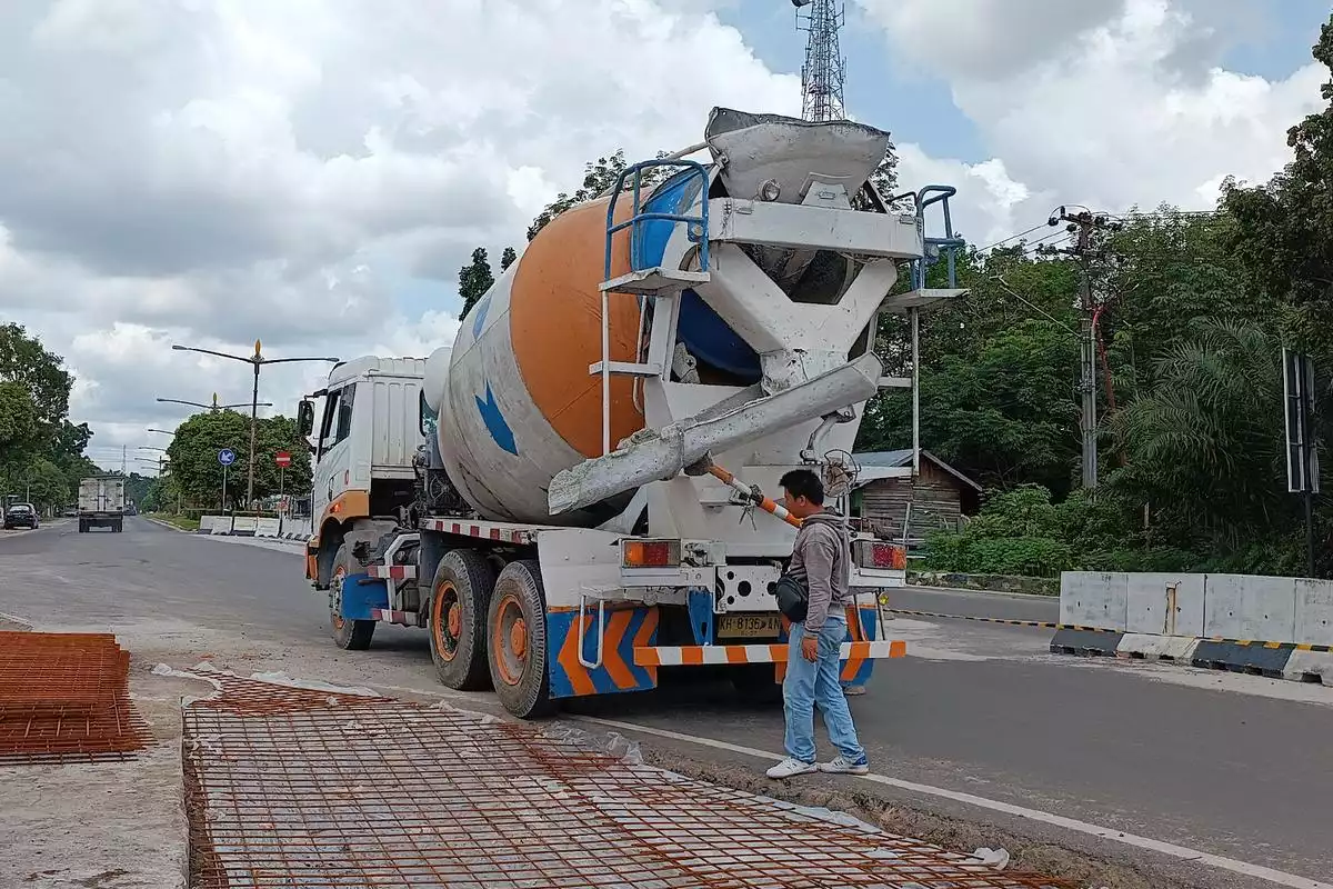 BUNDARAN RTA (2)